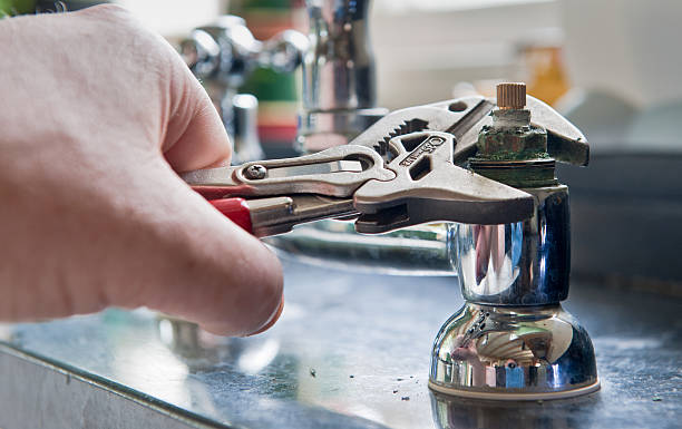 Best Water damage contractors near me  in Violet, LA